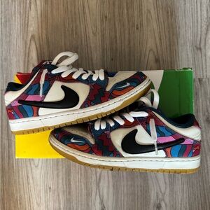 Nike Parra Dunks women’s 8.5 or men’s 7